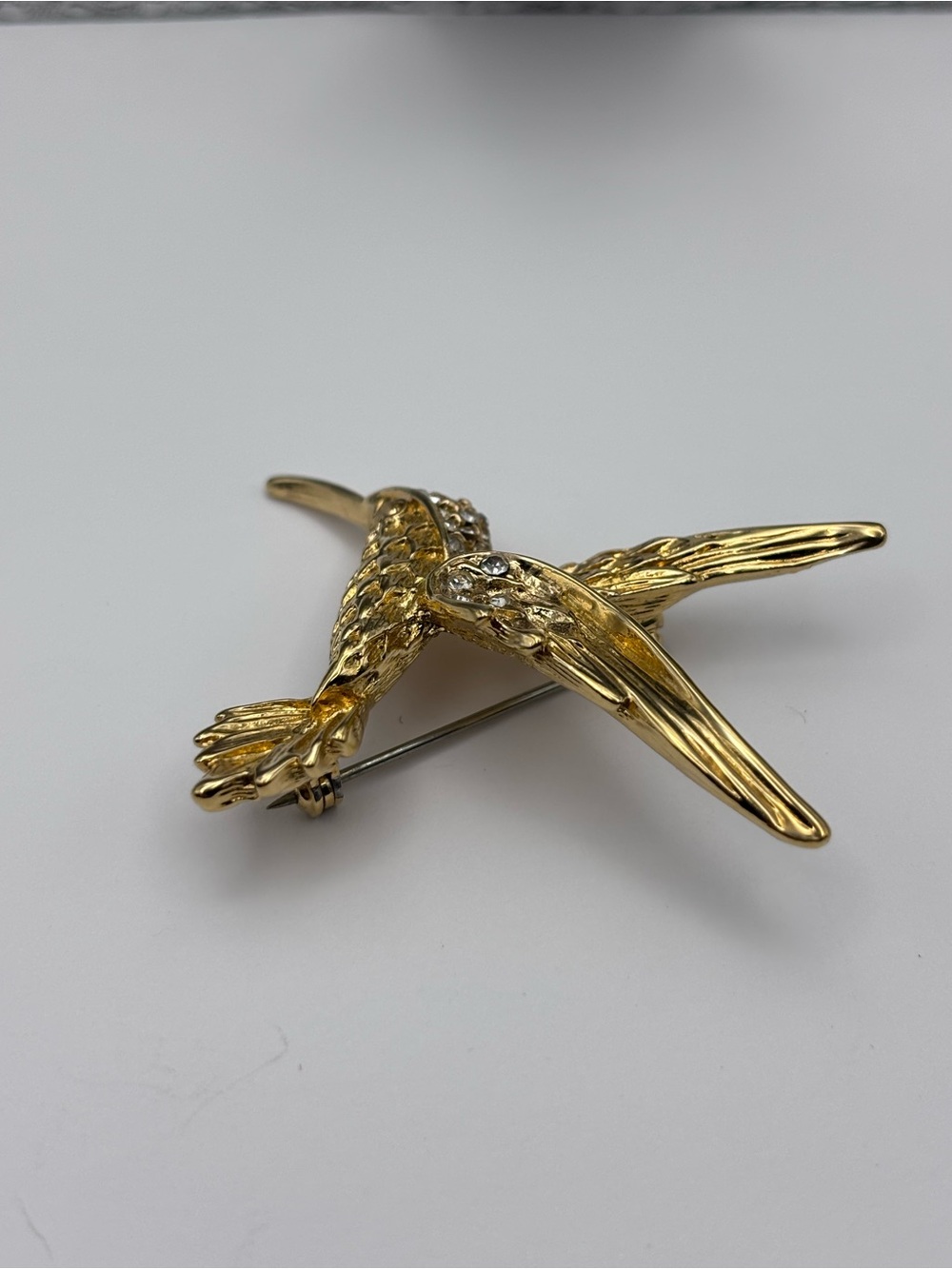 Vintage Gold Tone Rhinestone Hummingbird Brooch - Picture 3 of 12